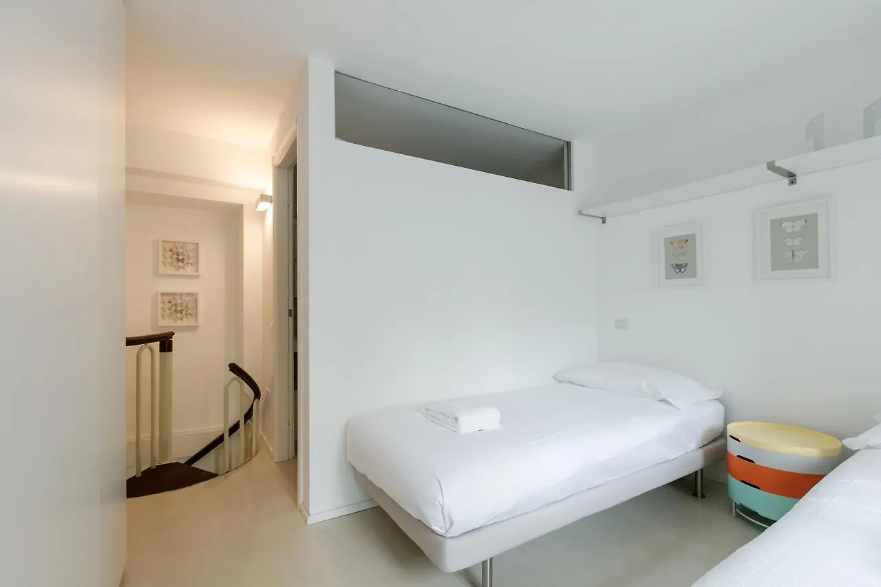Bocconi Bligny Apartment Milan